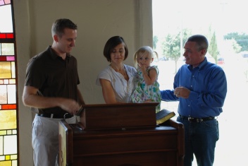 2010-09-12-04 Sydney's Dedication.jpg